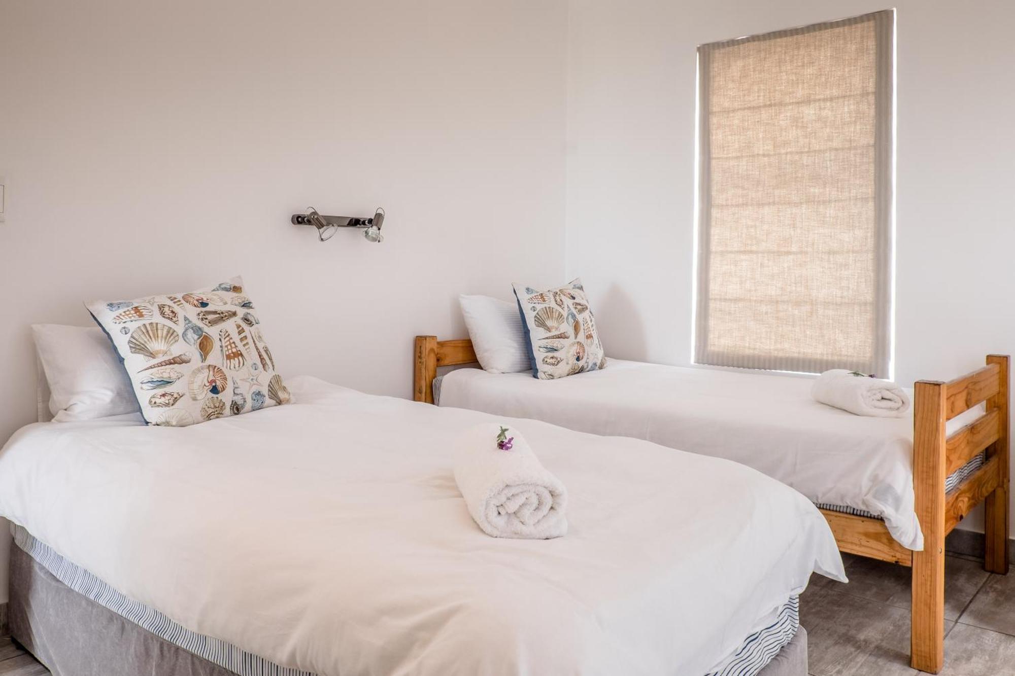 Holiday home Sa Shores 32 On George Road Britannia Bay *